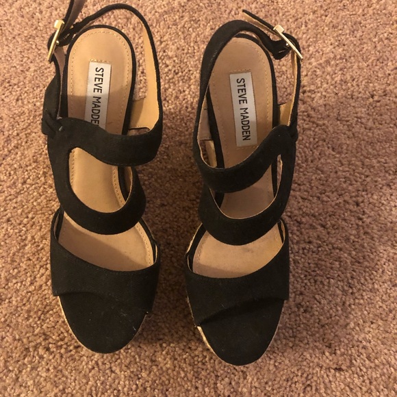🖤 Steve Madden Jenny Wedges 🖤 - Picture 2 of 4